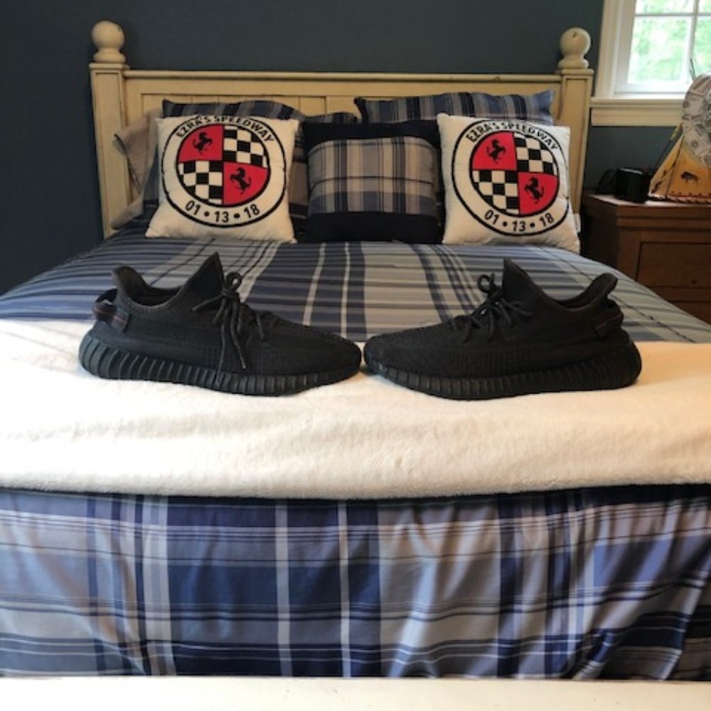 Adidas Yeezy Boost 350 V2 'Black Non-Reflective'